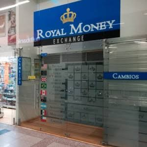 Fachada del local Royal Money Exchange en el Centro Comercial Bulevar Niza